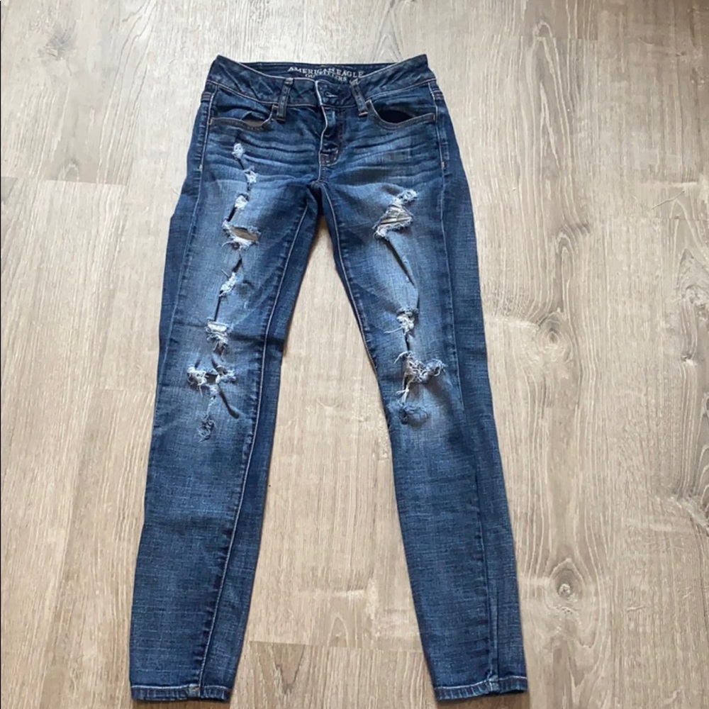 american eagle ripped jeans
